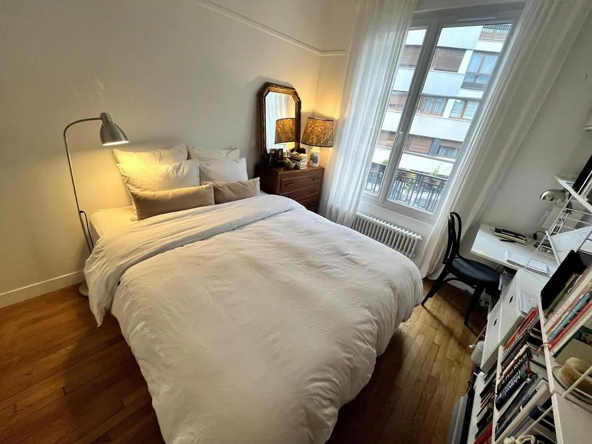 Romantic Parisian Flat Apartment Paris