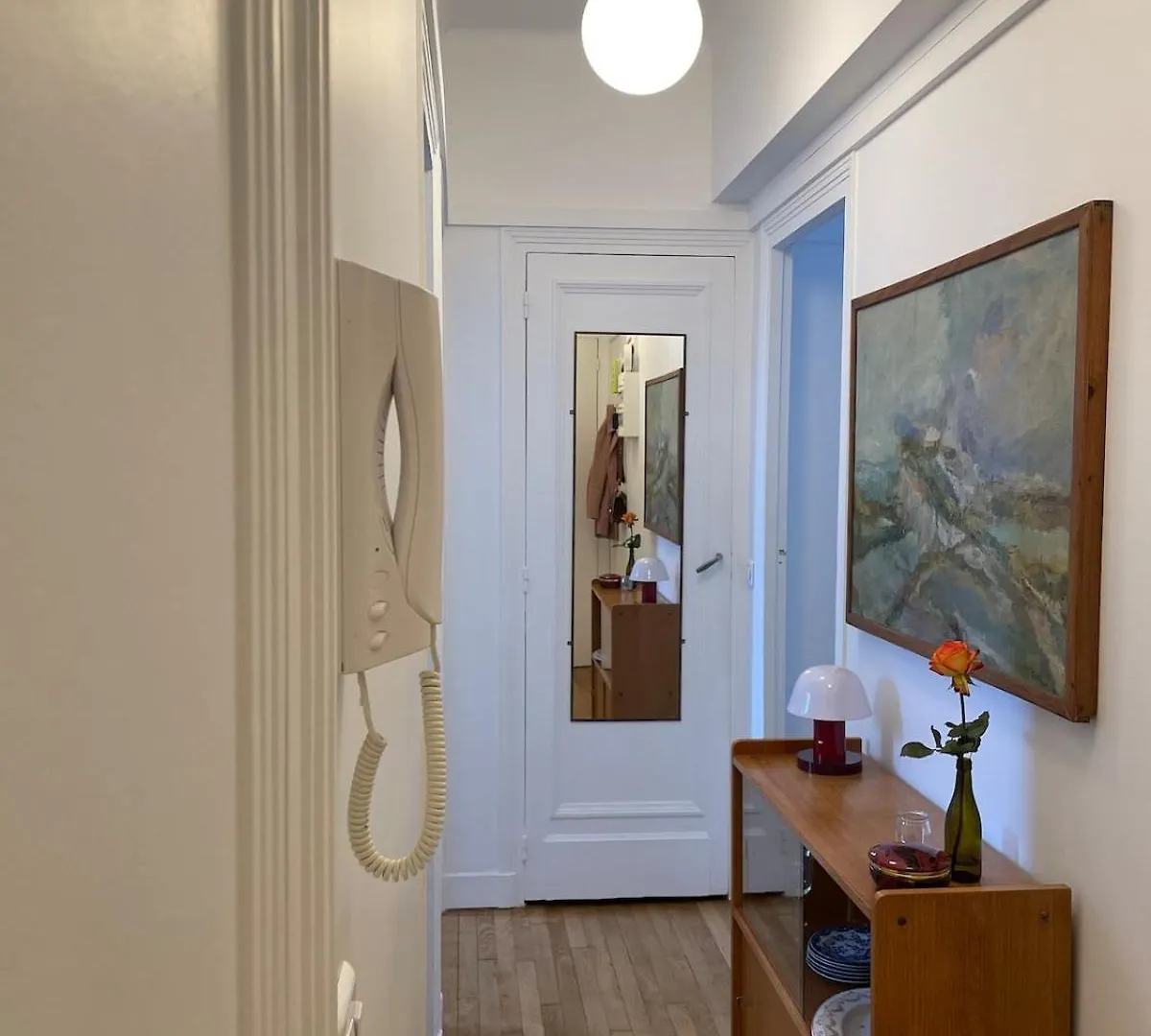 Apartment Romantic Parisian Flat